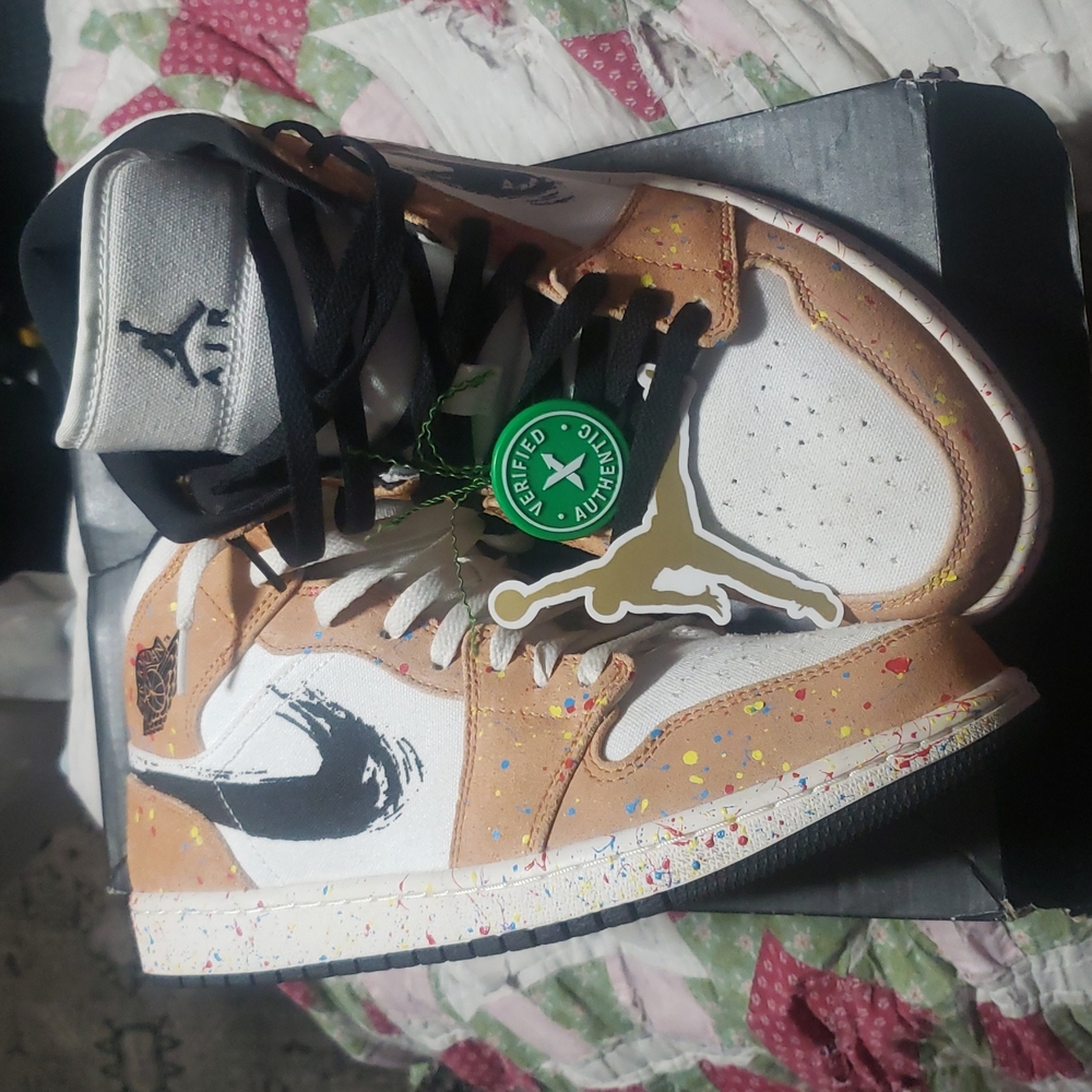 Jordan 1 Mid Brushstroke